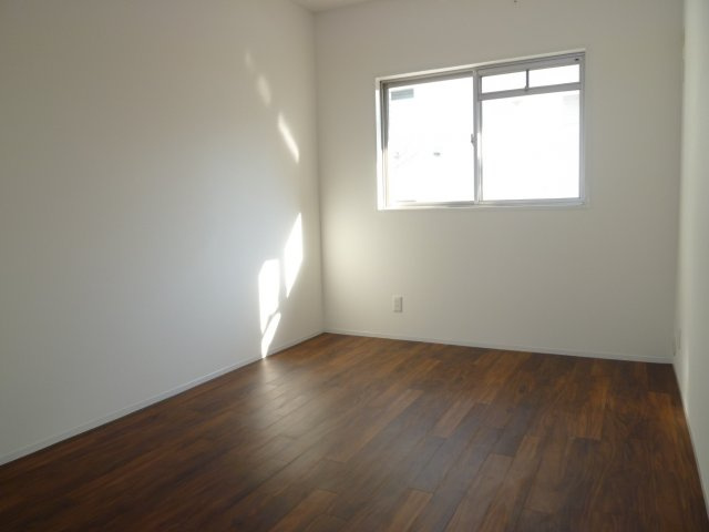 フェリーチェ深江橋の洋室