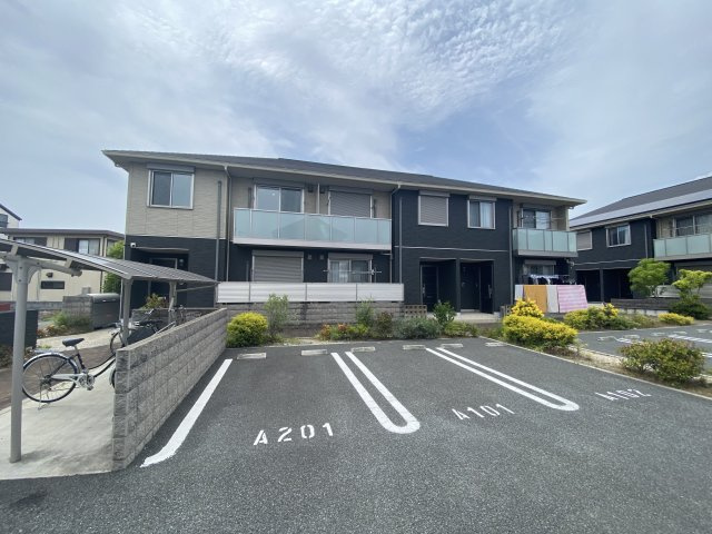 シャーメゾン水足A