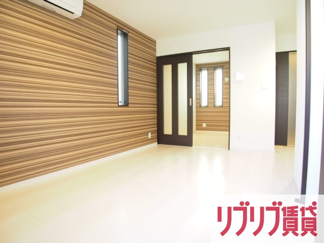 GRANDTIC EVER GREEN(グランティックエバーグリーン)の居間・リビング