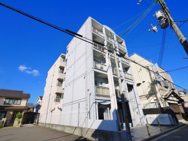 シティパレスＪＲ奈良Ｐ８の外観|物件の外観です