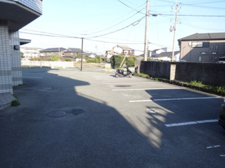 【駐車場】 | 播磨第２ビル | 駐車場１台分無料！駐車場不要の場合は賃料２８０００円！