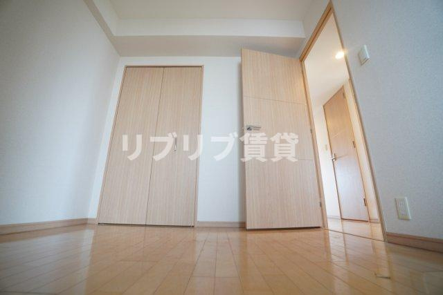 エコロジー千葉みなとレジデンスの洋室