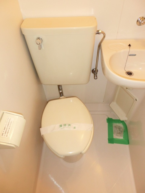 ラ・ペール一番館のトイレ