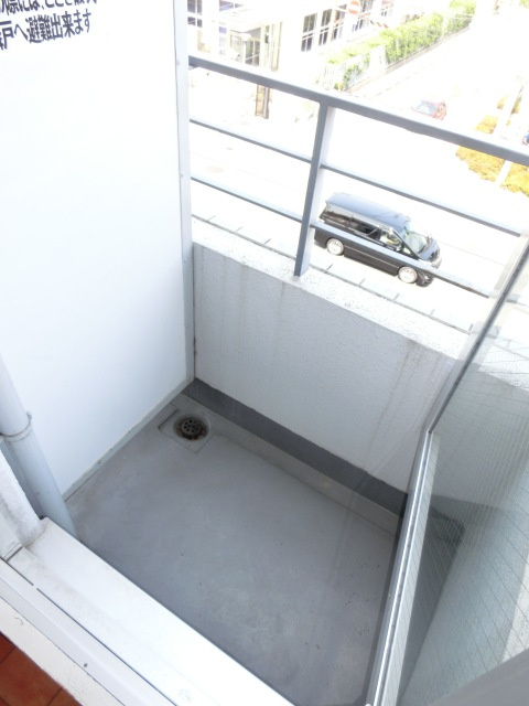 ラ・ペール一番館のバルコニー