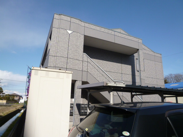 メゾン羽島の外観