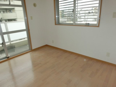 【洋室】 | レジデンスフェリーチェ | ※写真等は別の部屋参照の為現状を優先とします。（反転タイプも有り）