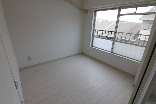 【洋室】 | 若松マンション