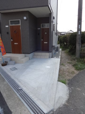 【駐車場】 | メゾンエスティバル | 駐車場スペース！