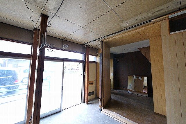 百済店舗（紀寺町）の内装