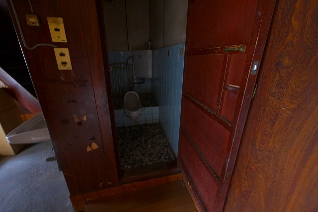 百済店舗（紀寺町）のトイレ