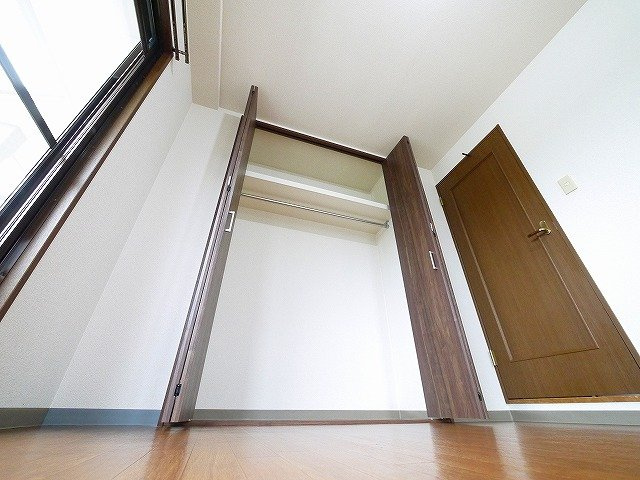 バーベナ光台D棟の収納|専用の収納スペースです