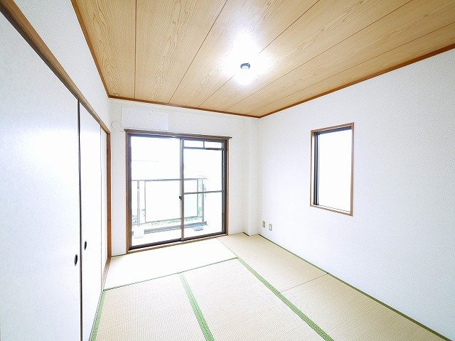 バーベナ光台D棟の和室|趣のある和室です