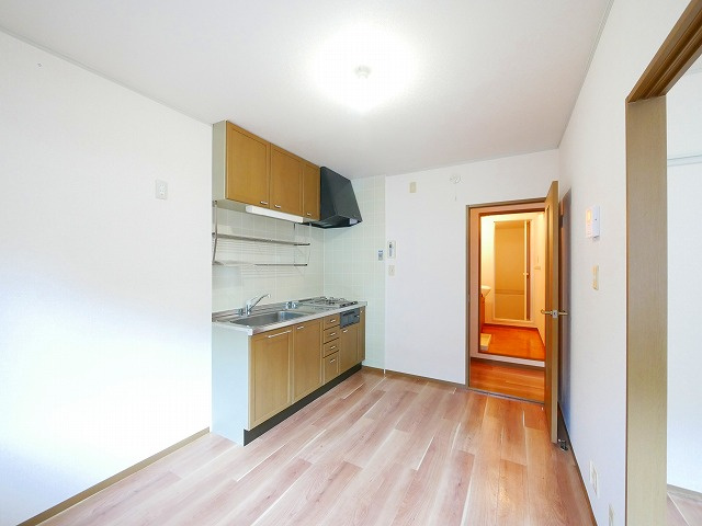 カワゼハイツ桜が丘2の居間・リビング