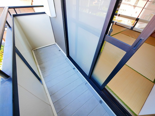 カワゼハイツ桜が丘2のバルコニー