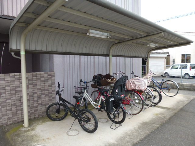 クレールはなのその他共用部分|自転車置き場