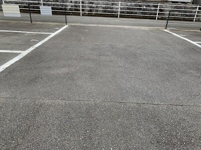 【駐車場】 | パネスガーデン　B棟