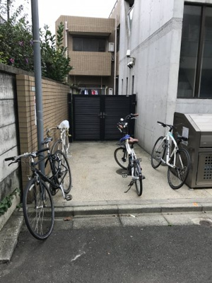 【その他共用部分】 | ロイヤルアーバン駒場 | 駐輪場
