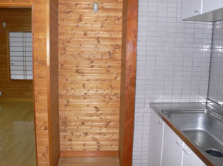 【その他】 | 田野ハイツ | 冷蔵庫置き場