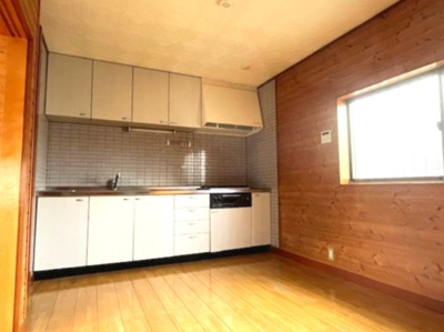 【キッチン】 | 田野ハイツ | 3口コンロのシステムキッチンです