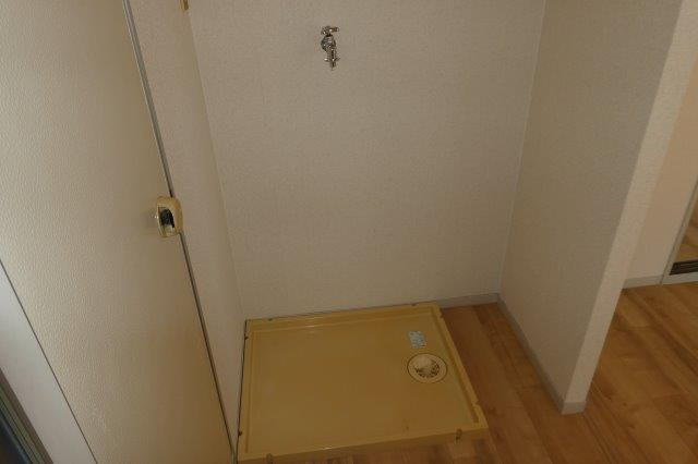 ノーブルハウスAのその他|洗濯機置き場