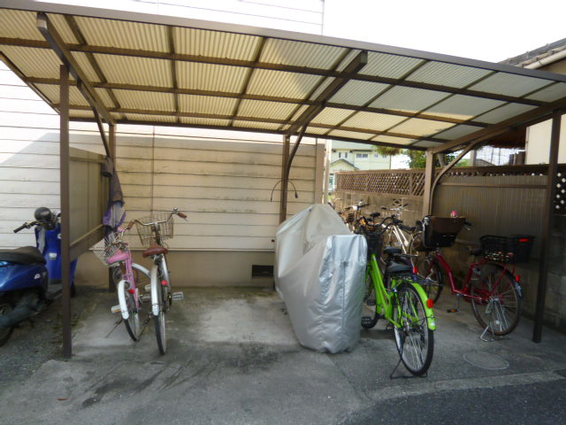 ノーブルハウスAのその他共用部分|自転車置き場