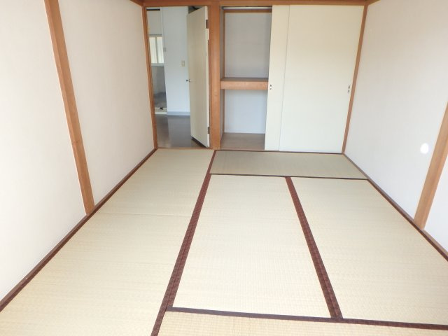 川崎市中原区井田中ノ町のアパートの寝室