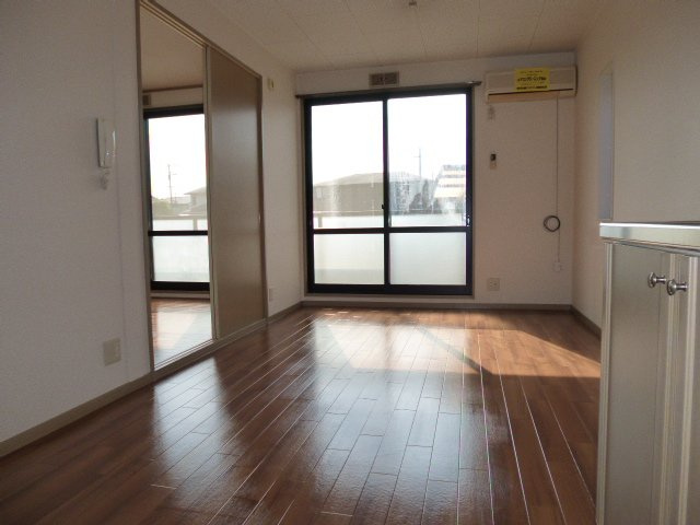 ラピュータ大島Ｃの内装|リビング