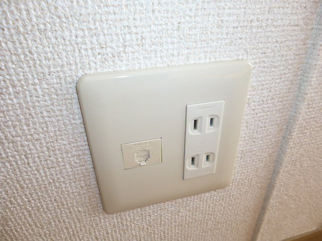 ラピュータ大島Ｃの設備|電話モジュラー