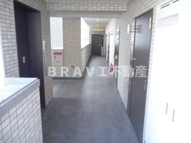 S-RESIDENCE淀屋橋（エスレジデンス淀屋橋）　BRAVI不動産のその他共用部分|【S-RESIDENCE淀屋橋】廊下