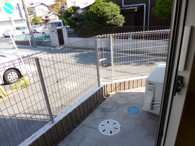 ホーリー稲荷木Ａの庭