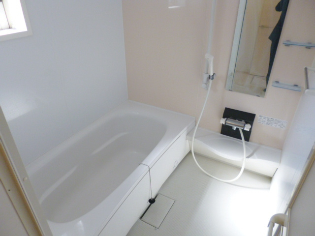 ホーリー稲荷木Ａの浴室