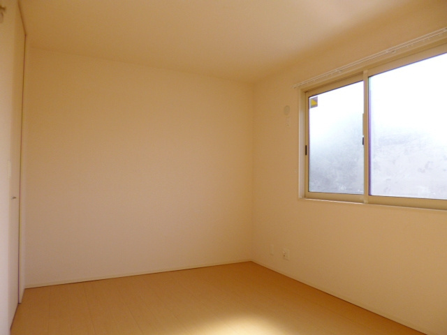 ホーリー稲荷木Ａの洋室