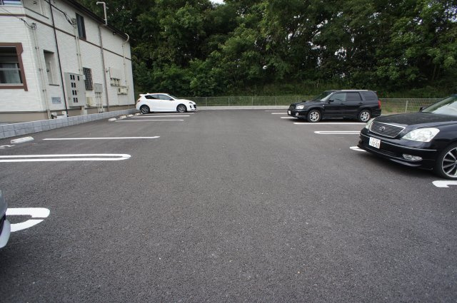 フレシールⅠの駐車場