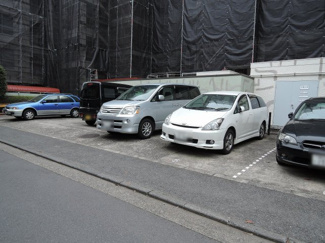 【駐車場】