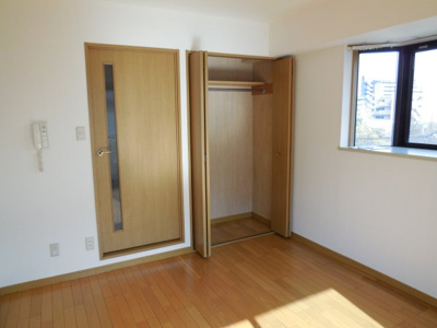 【洋室】 | ラ・ヴィエンヌ