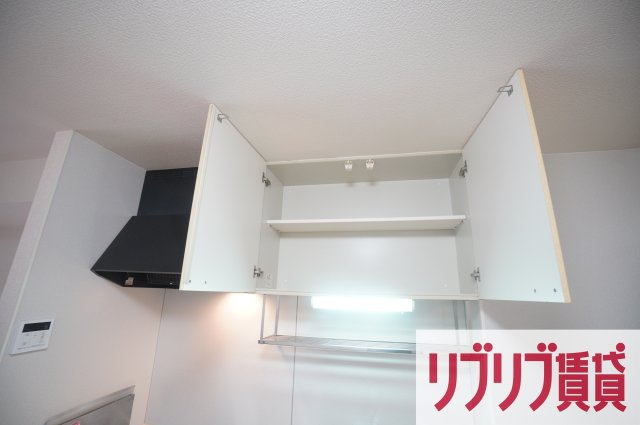 ロイヤルクレッセント西登戸のキッチン