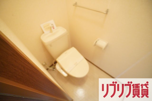 ロイヤルクレッセント西登戸のトイレ