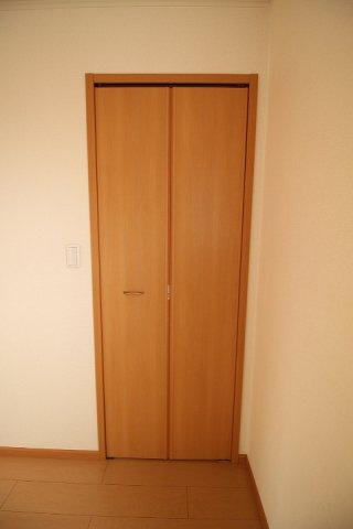 コンフォートD棟の収納|こまごまとしたものを収納できそうですね