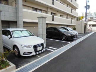 【駐車場】 | 敷地内駐車場★