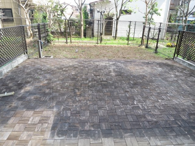 ライオンズプラザ武蔵小金井の庭|20.8㎡の専用庭