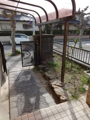 【エントランス】 | 神野町石守店舗付住宅