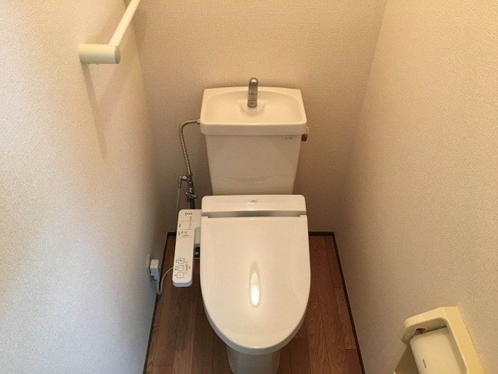 メゾンクレールＡのトイレ