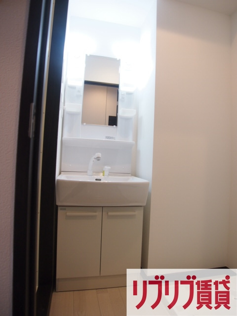 金太郎ヒルズ１５５の独立洗面台