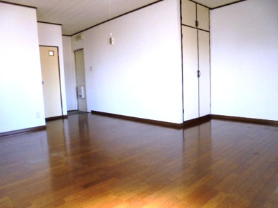 【洋室】 | ヴィラさち | 広々洋室★