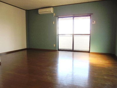 【洋室】 | ヴィラさち | 広々洋室★