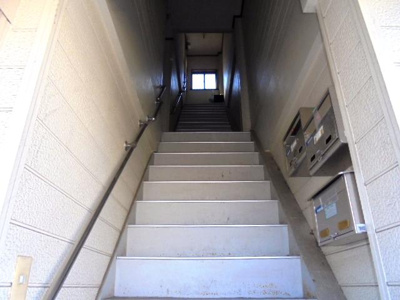 【その他共用部分】 | ヴィラさち | 共用階段★