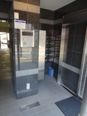 【エントランス】 | プレール・ドゥーク日暮里