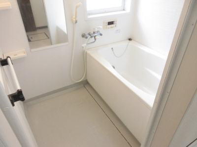 【浴室】 | レイクビレッジ好村B