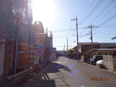 【前面道路含む現地写真】 | 川口市本蓮2丁目　新築分譲住宅全6棟