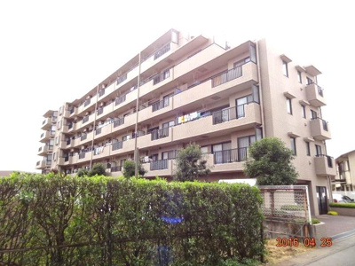 【外観】 | ウインベルコーラス南与野 | 当社イチオシの物件「ウインベルコーラス南与野」、おすすめです！1,748万円と、少しご予算を相談したい方にもオススメできる物件です♪シューズボックスのある物件は、収納もすっきり行えます♪